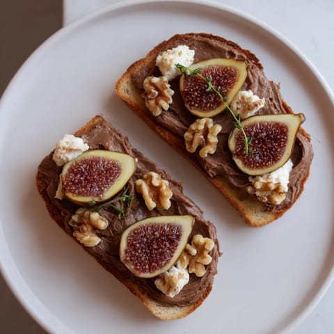 The Royal Tapestry Layers